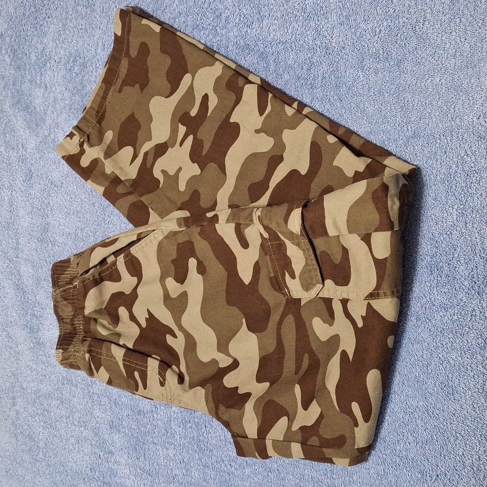 Basic Edition.  Boy's pants.  Size 10-12.